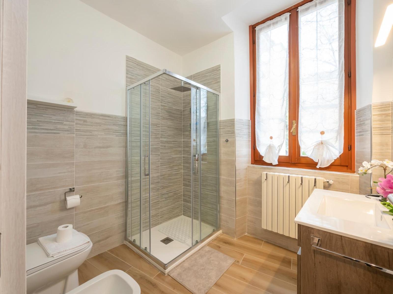 B&B La Ringhiera - Meda 43 Milan Extérieur photo
